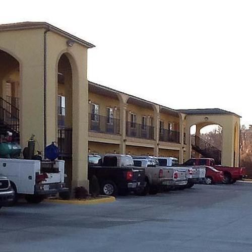 Muskogee Inn And Suites Eksteriør billede